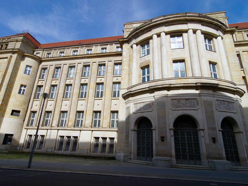 Hovedindgangen Mauerstraße Facade Obernkirchener Sandstein®